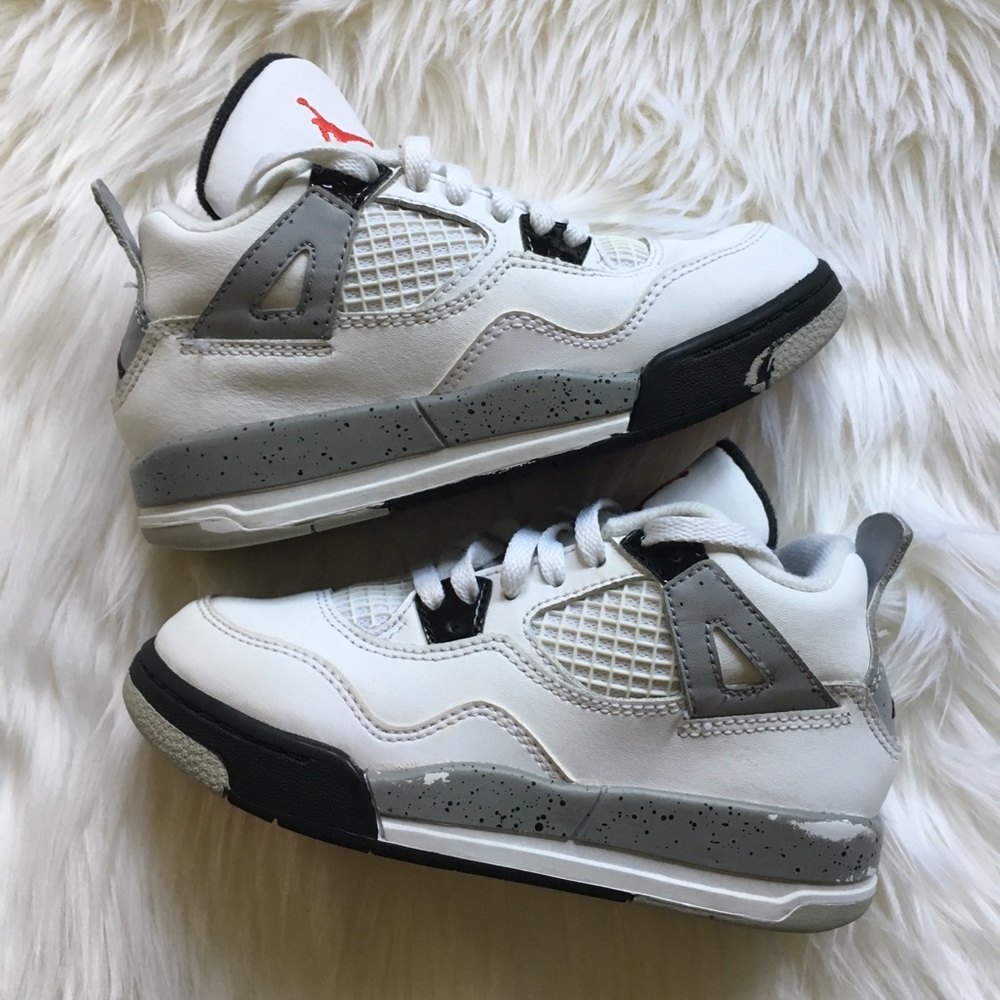 Kids Jordan Sneakers